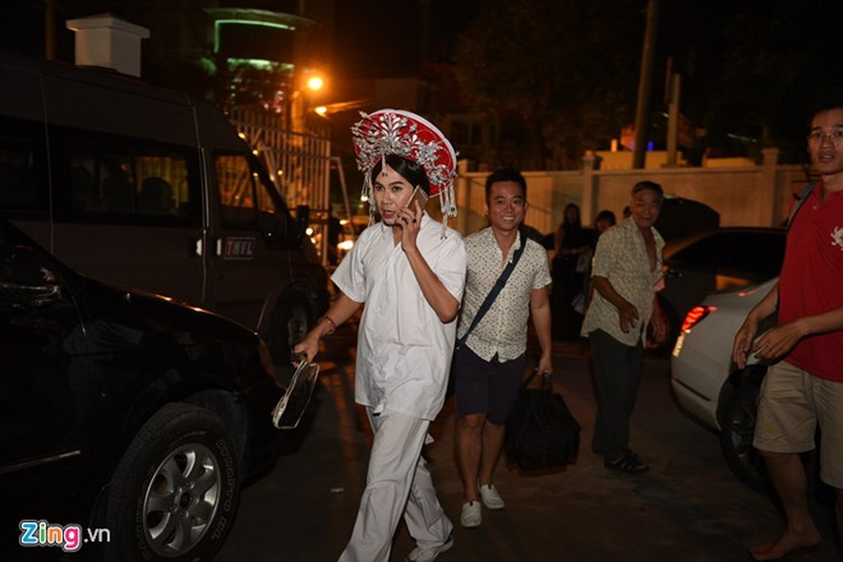 Quy Binh den truong quay co vu ban gai Le Phuong-Hinh-7